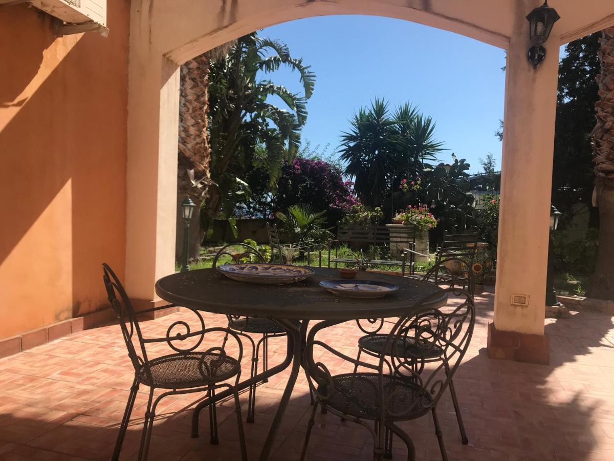 Villa Grace Пати Екстериор снимка