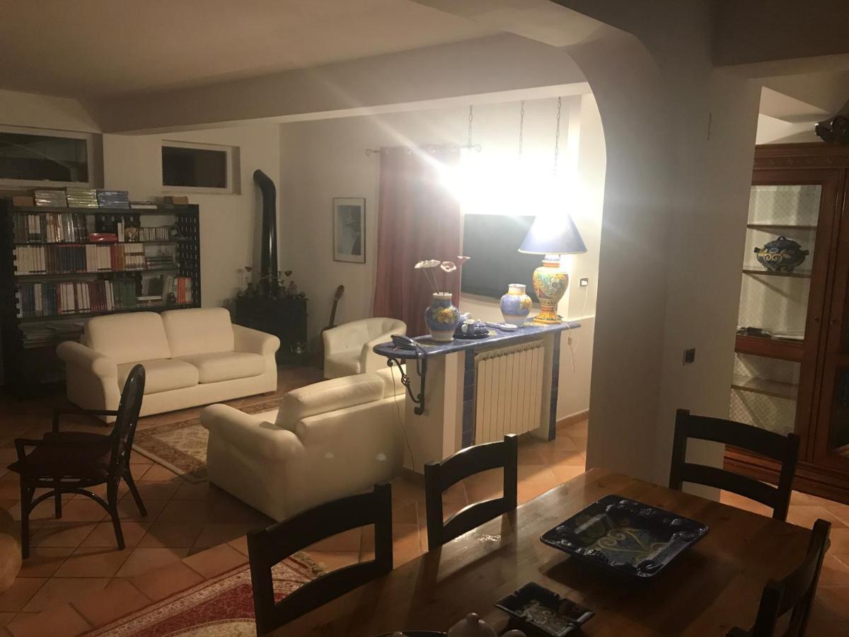 Villa Grace Пати Екстериор снимка