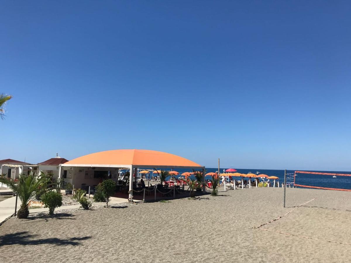Villa Grace Пати Екстериор снимка
